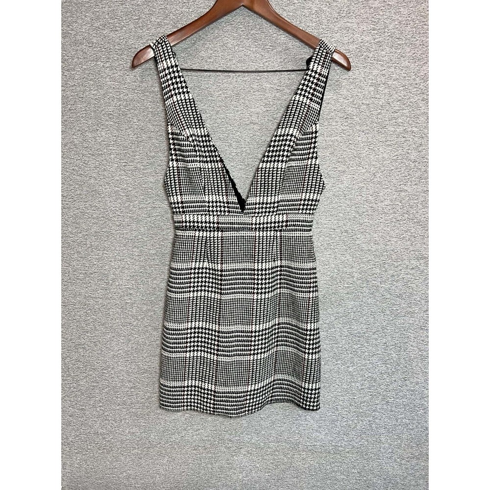 Forever 21 Dress Women XS Mini Double Plunge V Houndstooth Sleeveless Black